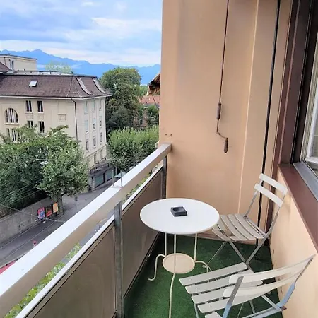 アパート 321 Perfectly Situated In Ouchy Near Imd *